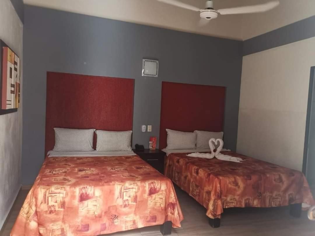 Hotel Ja Centro Гвадалахара Екстер'єр фото